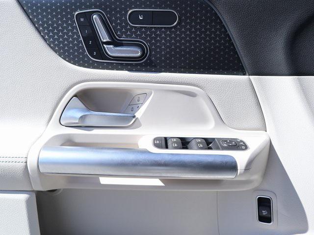 used 2025 Mercedes-Benz GLA 250 car, priced at $43,751