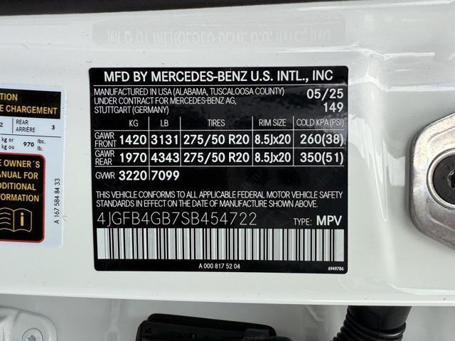 new 2025 Mercedes-Benz GLE 450e car, priced at $76,470