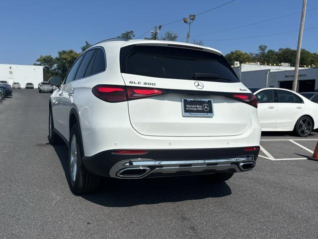 new 2025 Mercedes-Benz GLC 300 car, priced at $56,620