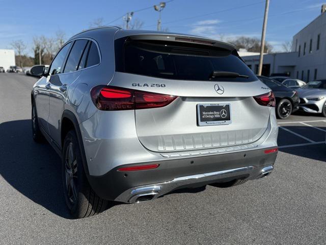 new 2025 Mercedes-Benz GLA 250 car, priced at $50,550