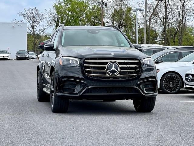 new 2024 Mercedes-Benz GLS 580 car, priced at $119,835