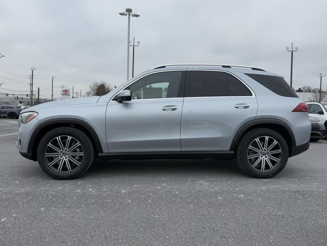 new 2025 Mercedes-Benz GLE 450 car, priced at $75,795