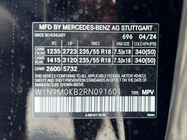 new 2024 Mercedes-Benz EQB 300 car, priced at $63,850