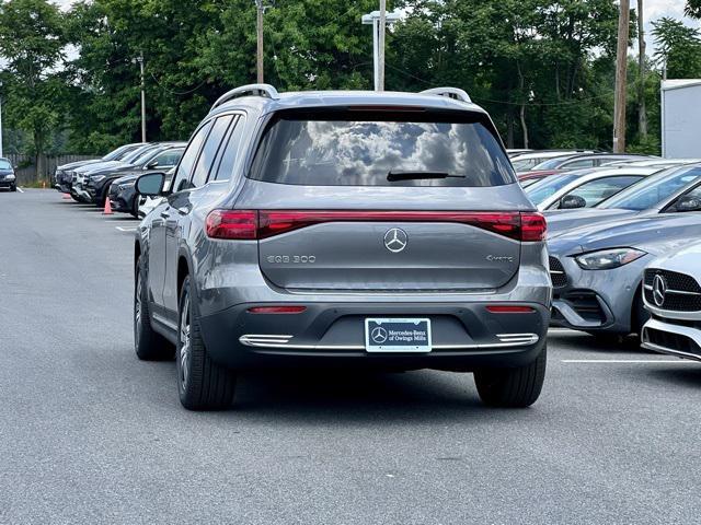 new 2024 Mercedes-Benz EQB 300 car, priced at $59,850