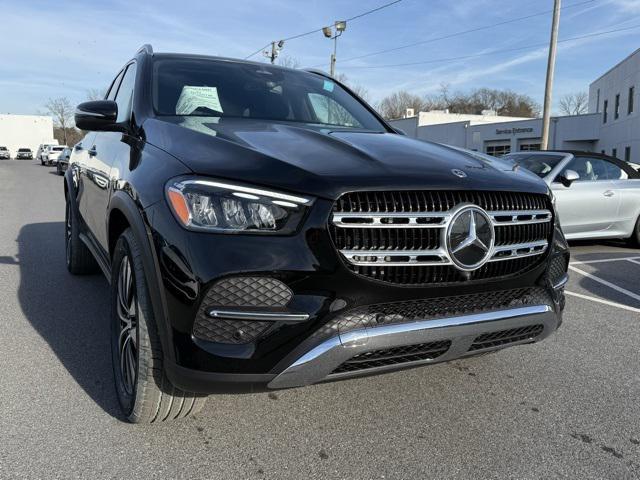 new 2025 Mercedes-Benz GLE 450 car, priced at $77,580