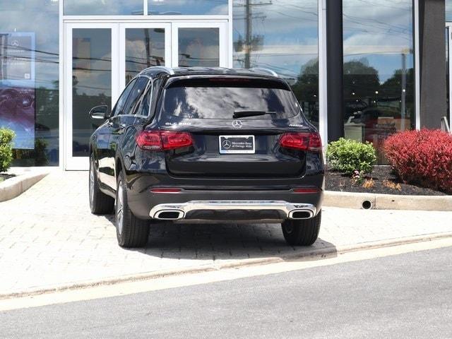 used 2022 Mercedes-Benz GLC 300 car, priced at $33,900