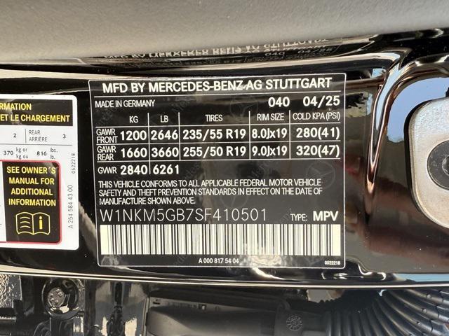 new 2025 Mercedes-Benz GLC 350e car, priced at $67,220