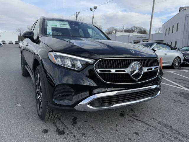 new 2025 Mercedes-Benz GLC 350e car, priced at $64,280