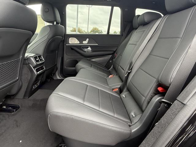 new 2026 Mercedes-Benz GLS 450 car, priced at $97,165