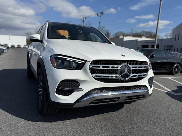 new 2025 Mercedes-Benz GLE 450e car, priced at $76,820