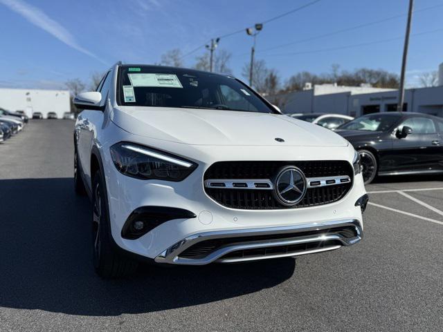 new 2025 Mercedes-Benz GLA 250 car, priced at $51,495