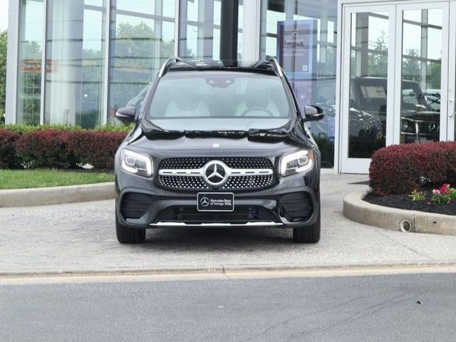 used 2023 Mercedes-Benz GLB 250 car, priced at $43,990