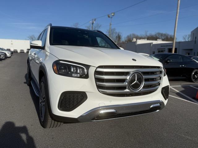 new 2025 Mercedes-Benz GLS 450 car, priced at $95,730