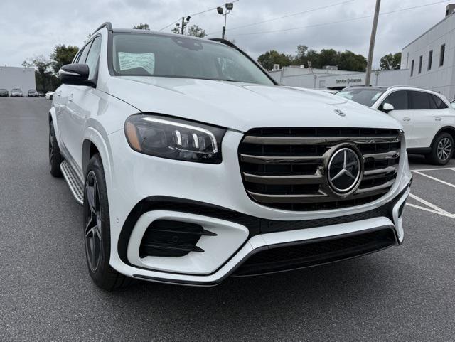 new 2026 Mercedes-Benz GLS 450 car, priced at $100,805