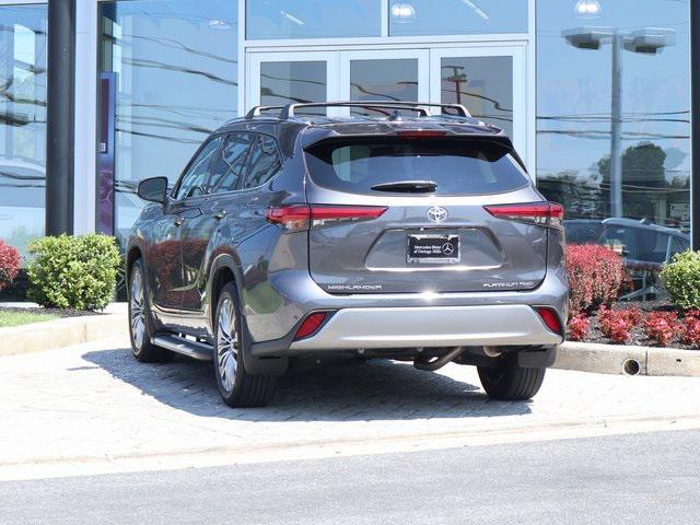 used 2022 Toyota Highlander car, priced at $42,369
