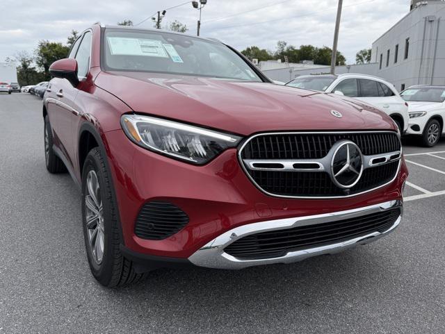 new 2026 Mercedes-Benz GLC 300 car, priced at $61,470