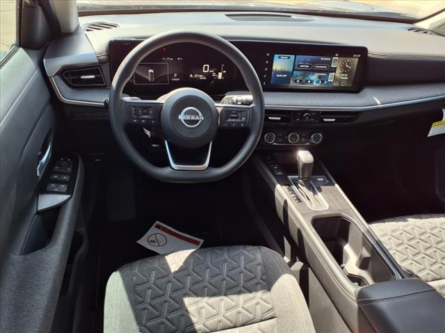 new 2025 Nissan Kicks car, priced at $28,680