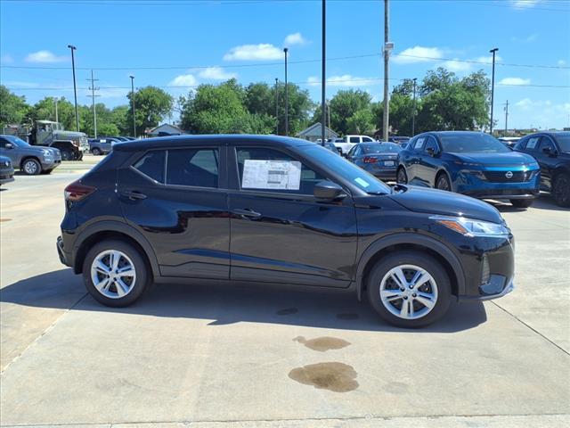 new 2025 Nissan Kicks car, priced at $23,850