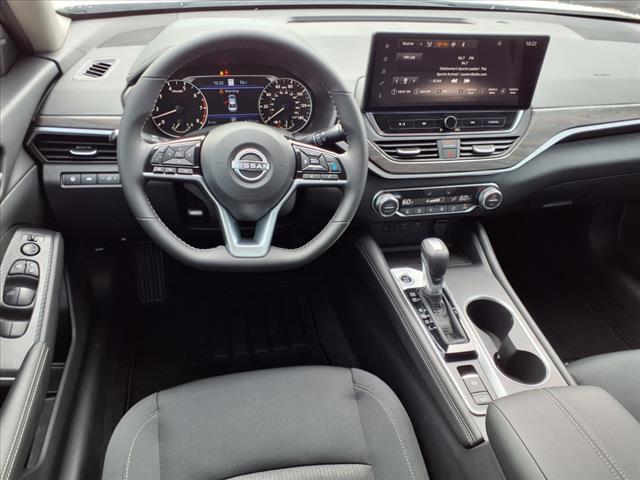 new 2025 Nissan Altima car, priced at $32,250