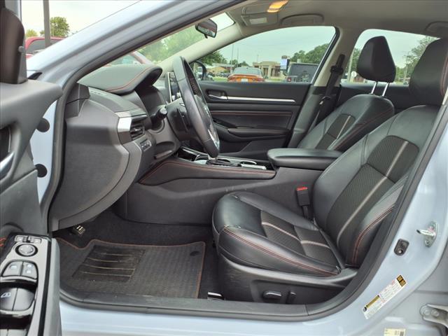 used 2023 Nissan Altima car, priced at $23,192
