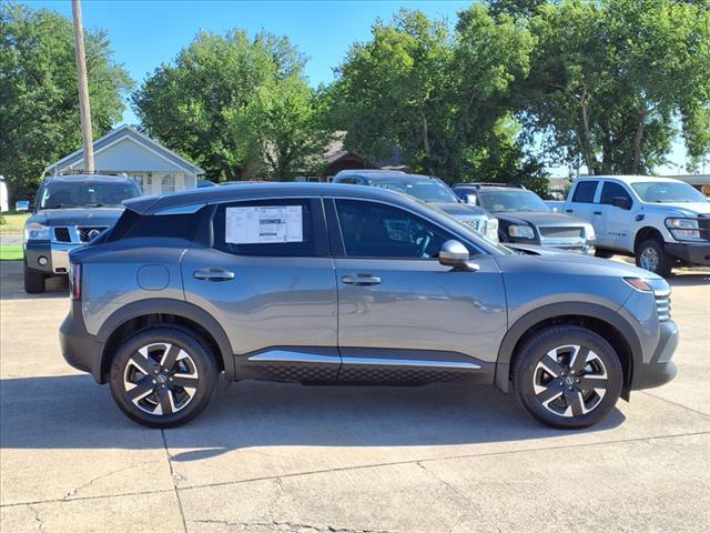 new 2025 Nissan Kicks car, priced at $29,025