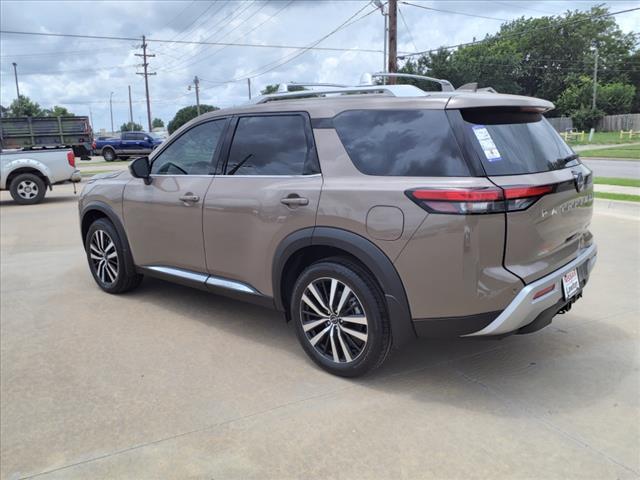 new 2024 Nissan Pathfinder car, priced at $52,825