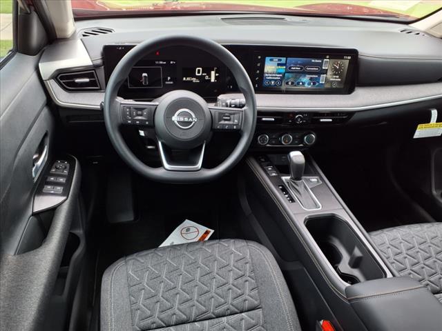 new 2025 Nissan Kicks car, priced at $29,480
