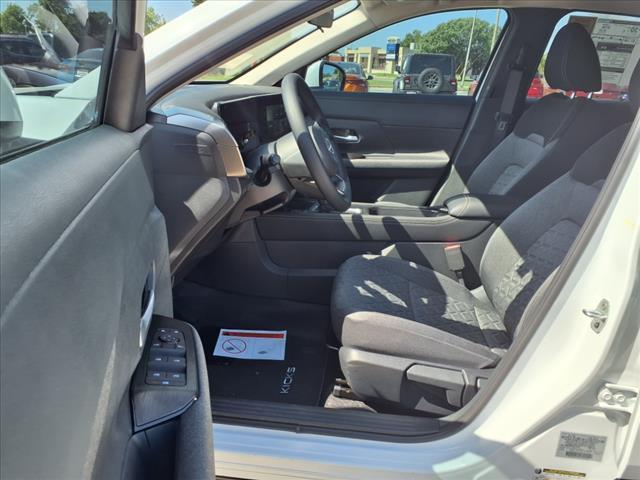 new 2025 Nissan Kicks car