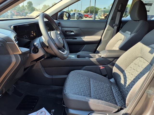 new 2025 Nissan Kicks car, priced at $29,095