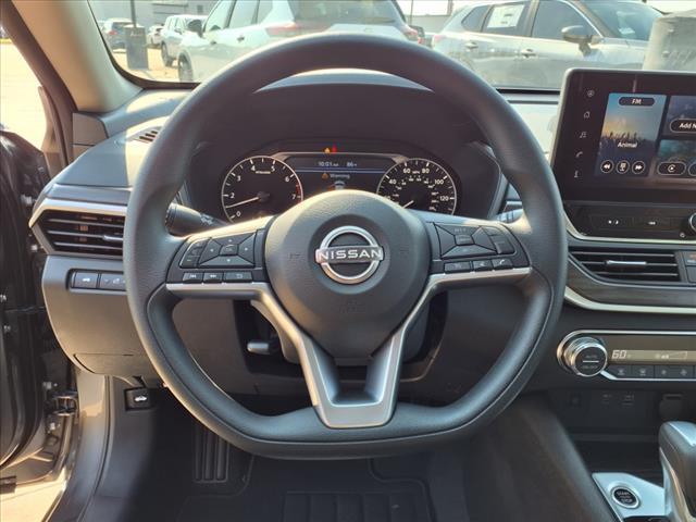 new 2025 Nissan Altima car, priced at $30,500