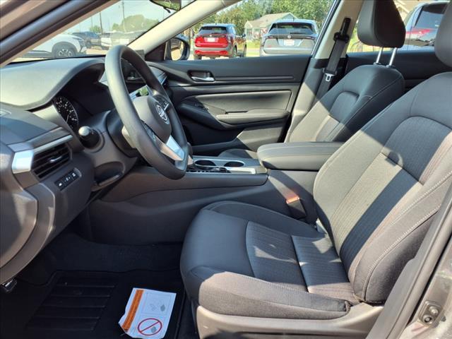 new 2025 Nissan Altima car, priced at $30,500