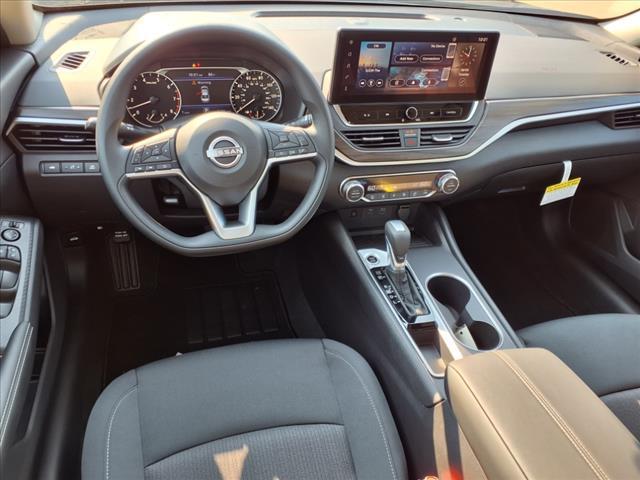 new 2025 Nissan Altima car, priced at $30,500