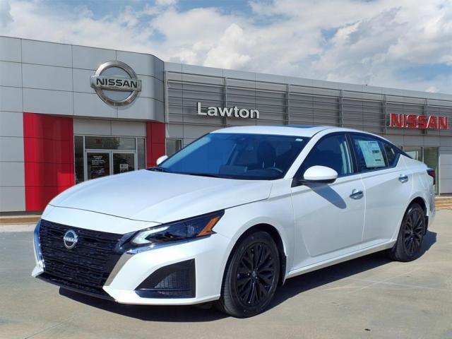 new 2025 Nissan Altima car
