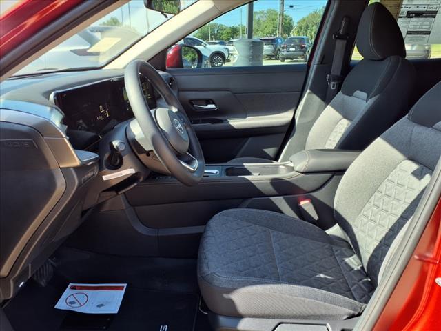 new 2025 Nissan Kicks car, priced at $29,225