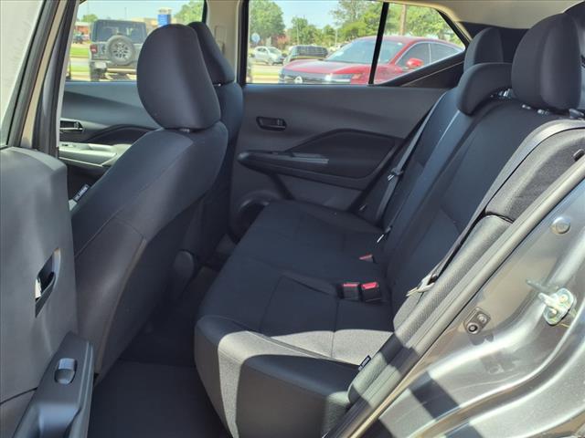 new 2025 Nissan Kicks car, priced at $23,275