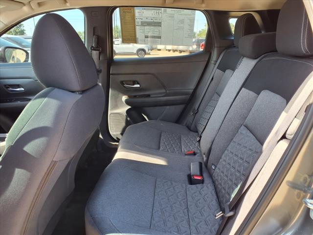 new 2025 Nissan Kicks car