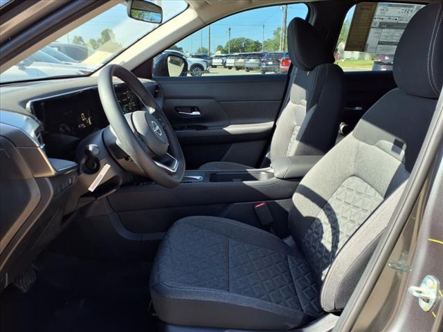 new 2025 Nissan Kicks car
