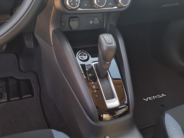 new 2025 Nissan Versa car
