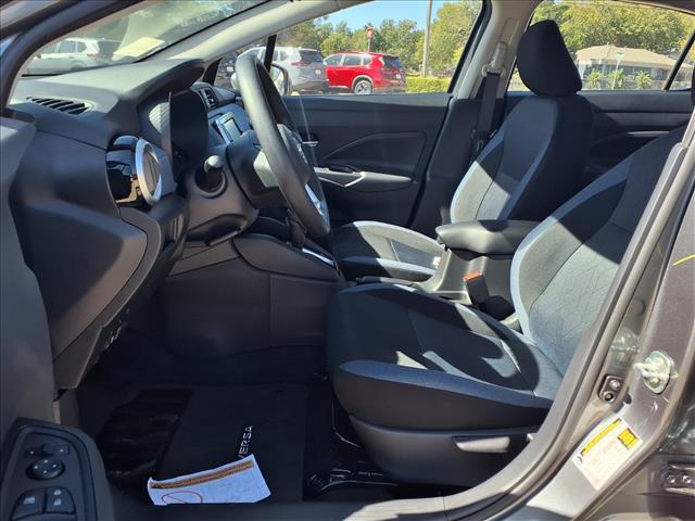 new 2025 Nissan Versa car