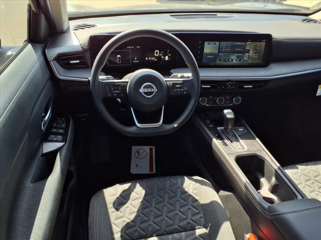 new 2025 Nissan Kicks car, priced at $27,180