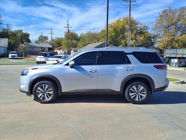 new 2025 Nissan Pathfinder car, priced at $44,255