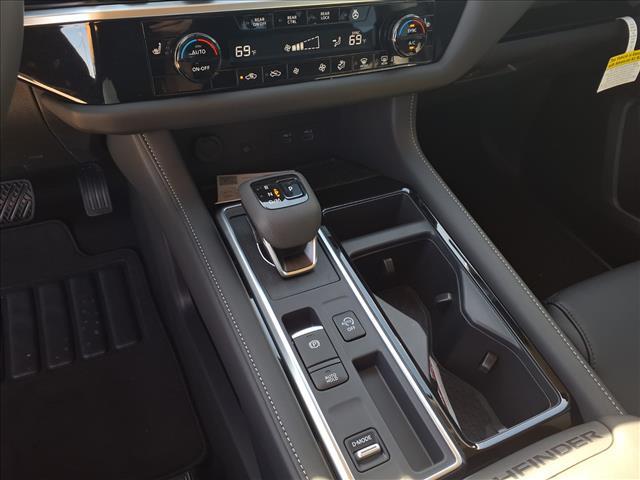 new 2025 Nissan Pathfinder car, priced at $44,255