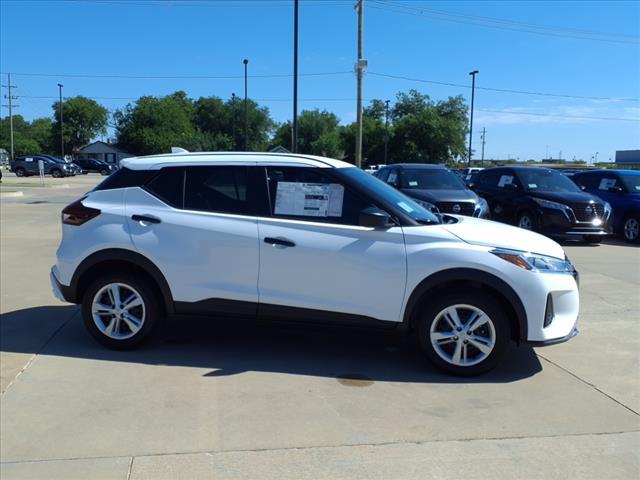 new 2025 Nissan Kicks car, priced at $23,255