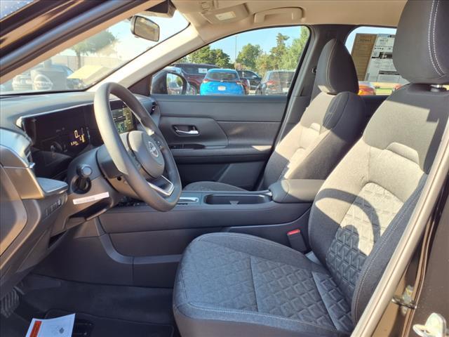 new 2025 Nissan Kicks car, priced at $26,120