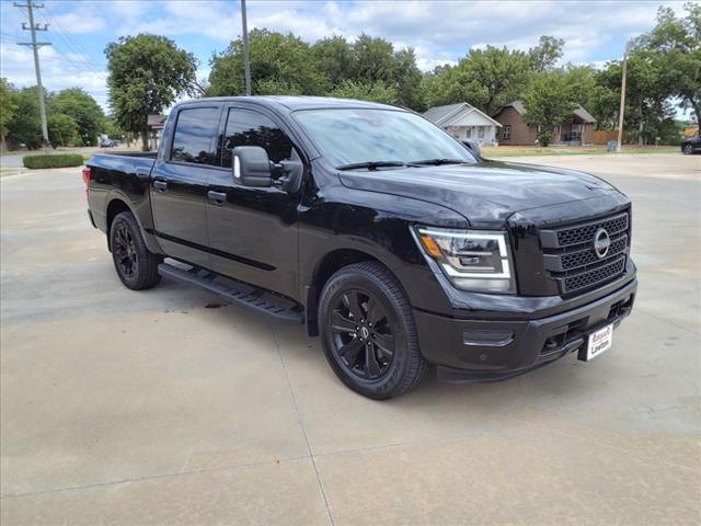 used 2023 Nissan Titan car, priced at $35,384