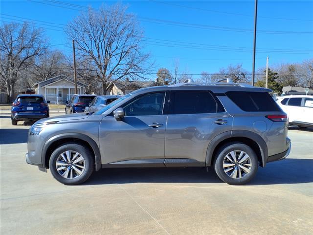 new 2025 Nissan Pathfinder car, priced at $45,700