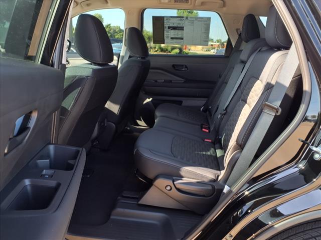 new 2025 Nissan Pathfinder car, priced at $38,360
