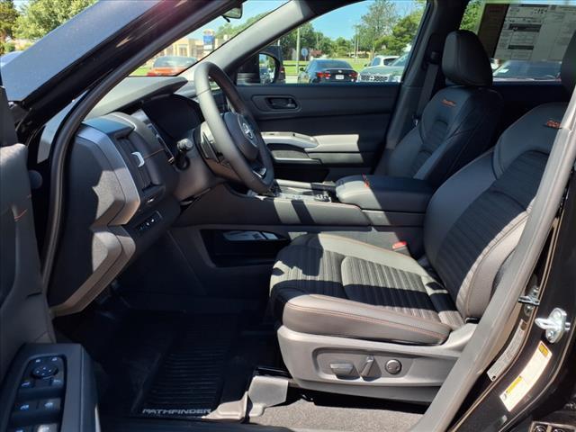 new 2025 Nissan Pathfinder car, priced at $46,505