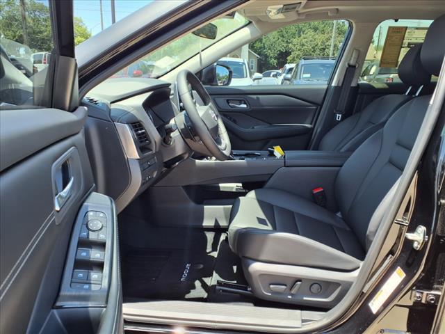 new 2025 Nissan Rogue car, priced at $31,985