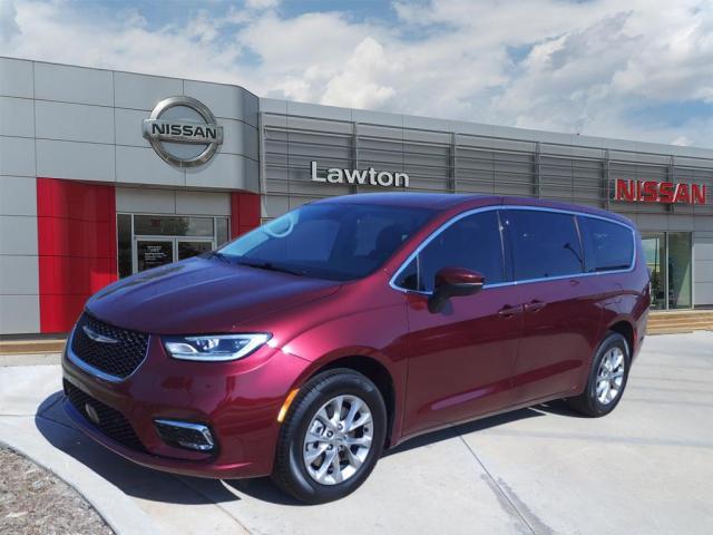 used 2023 Chrysler Pacifica car, priced at $36,959